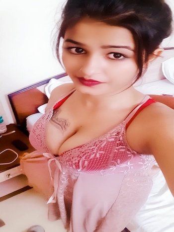 Busty Ahmedabad call girls