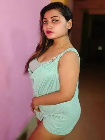 Curvy call girls Ahmedabad